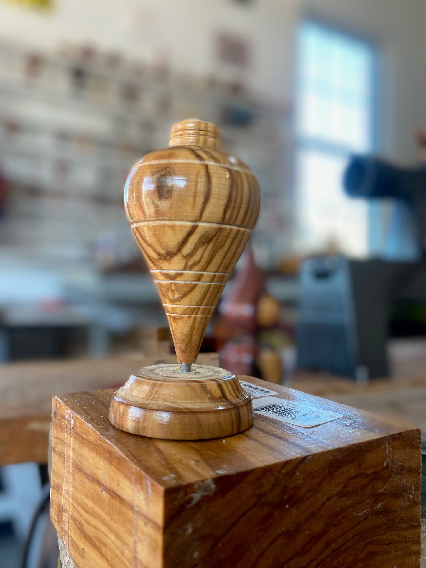 Roman Olivewood Trompo